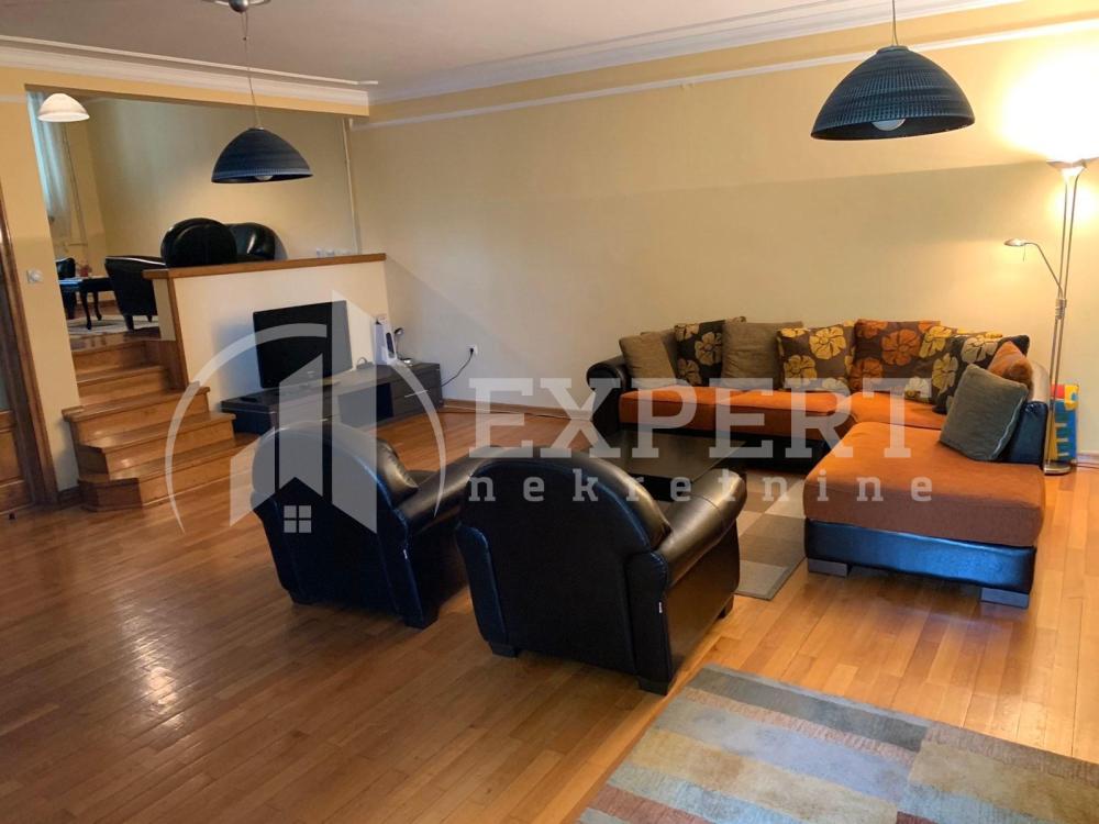 Slika 6 - Jesenjinova,  Kuća za izdavanje, 290m2, 1.250€