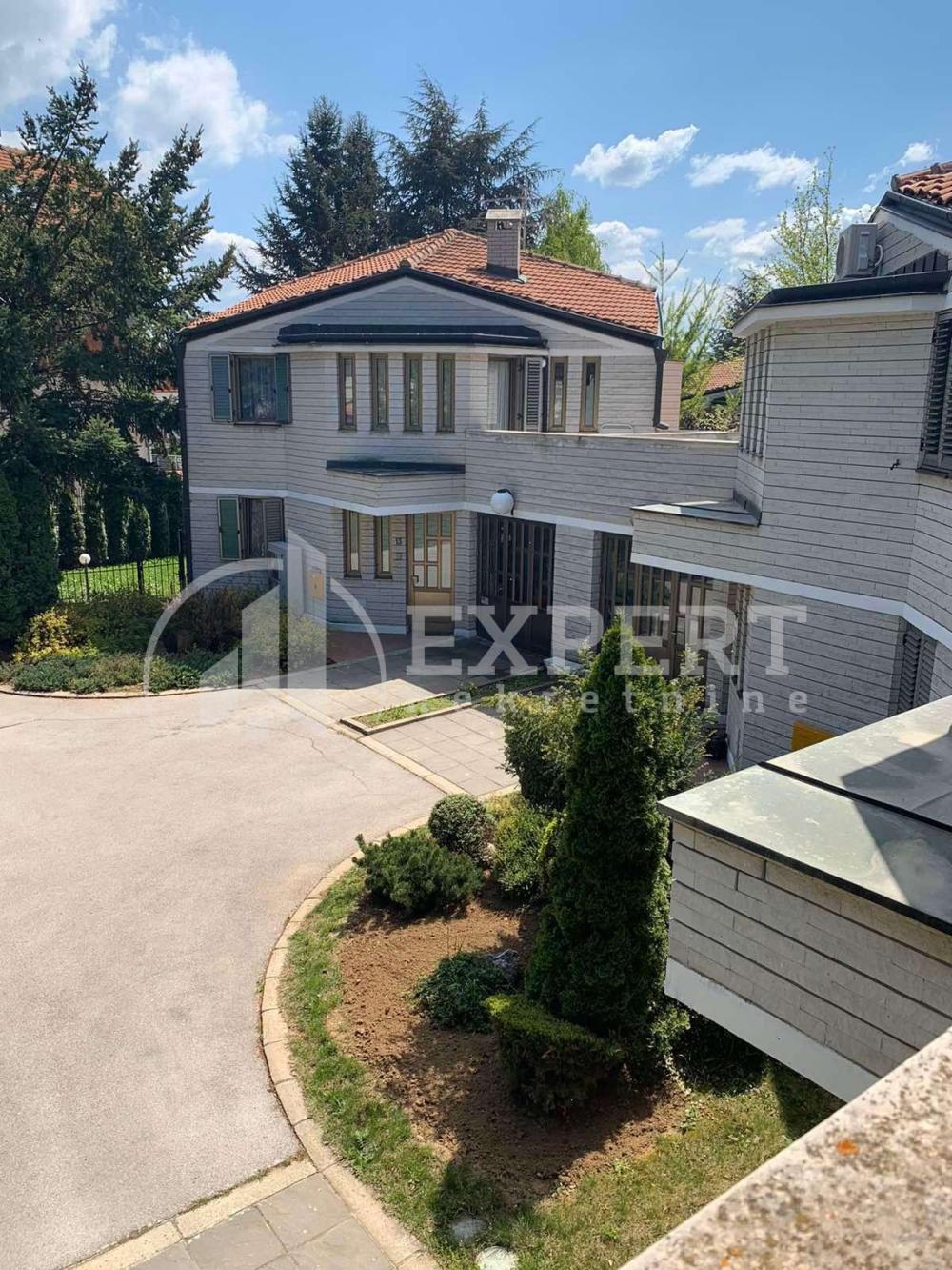 Slika 2 - Jesenjinova,  Kuća za izdavanje, 290m2, 1.250€
