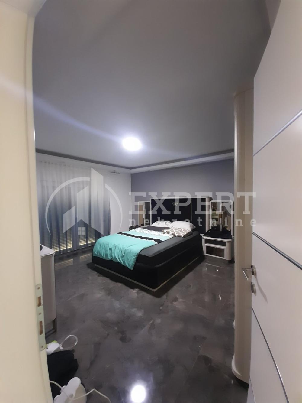 Slika 4 - Gornji Matejevac,  Kuća na prodaju, 350m2, 350.000€