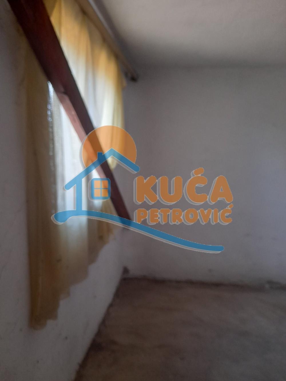 Slika 8 - Borska,  Kuća na prodaju, 116m2, 110.000€