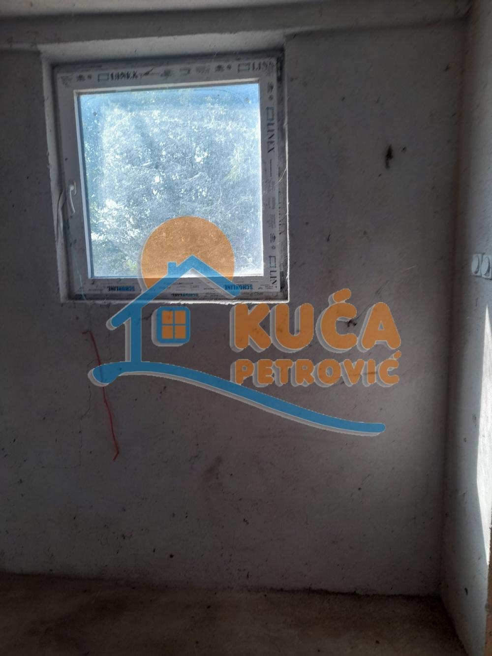 Slika 7 - Borska,  Kuća na prodaju, 116m2, 110.000€