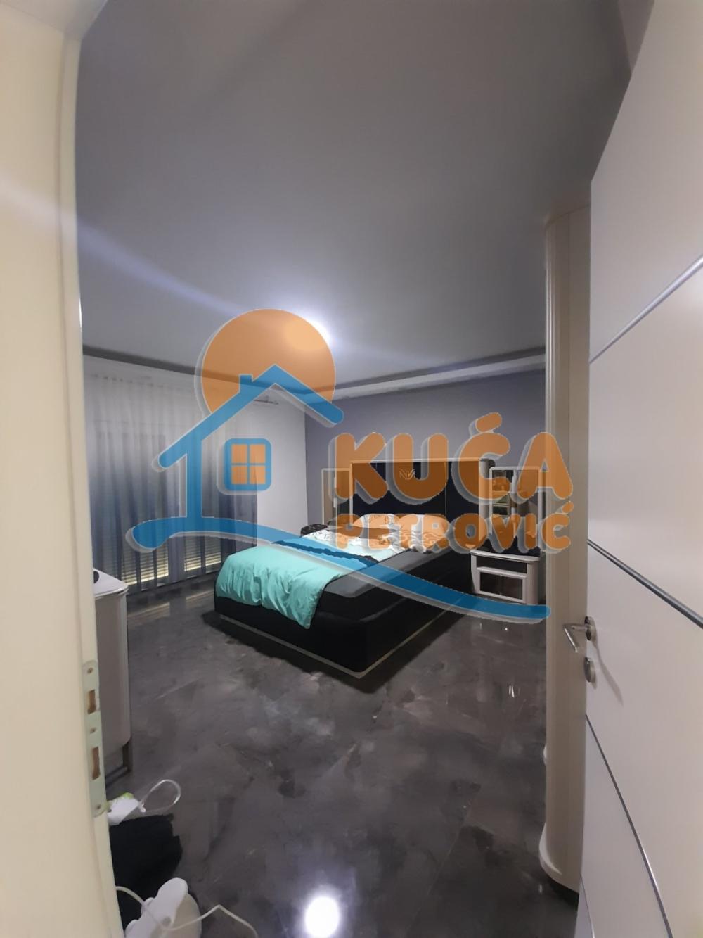 Slika 4 - Gornji Matejevac,  Kuća na prodaju, 350m2, 350.000€