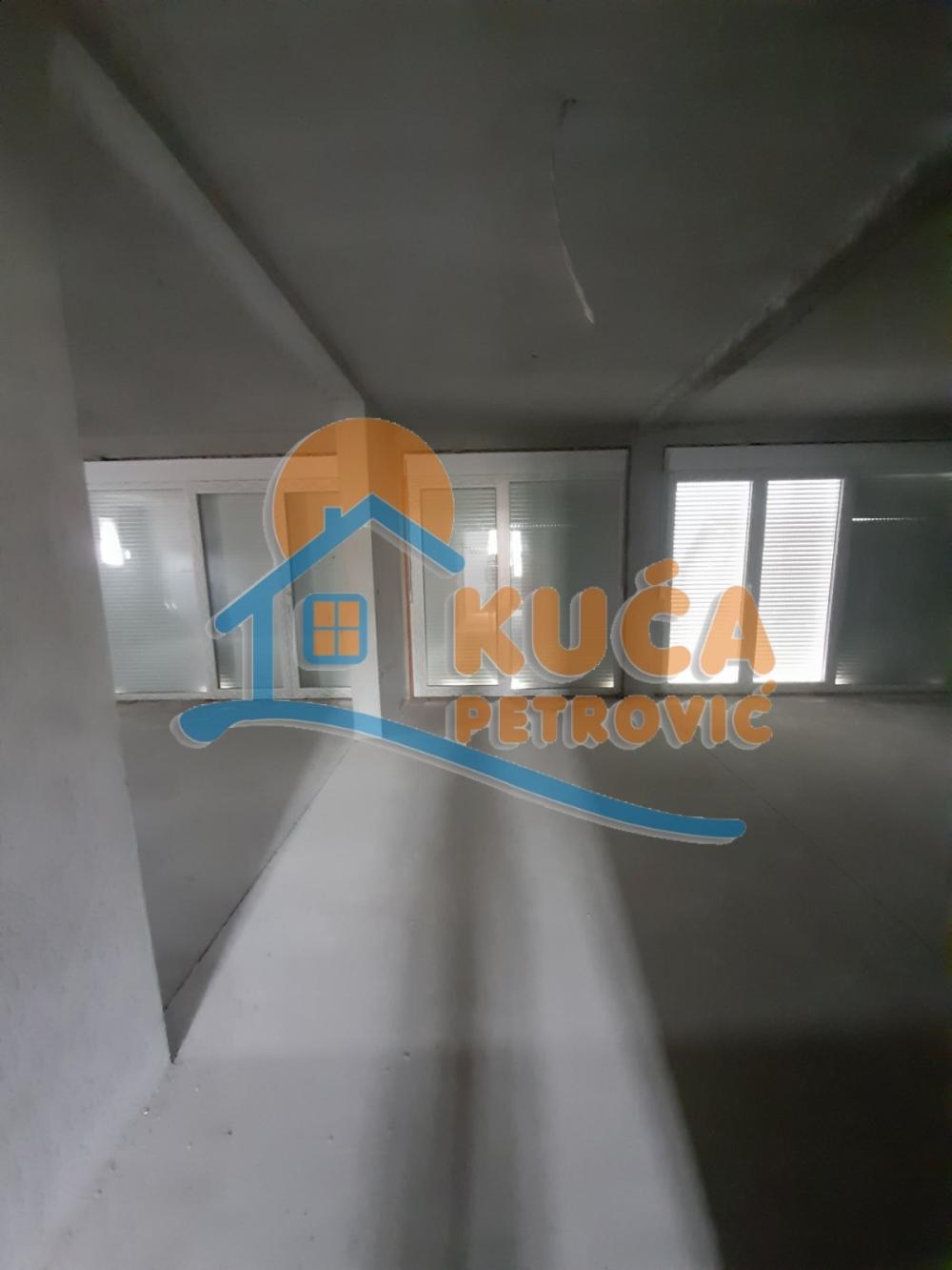 Slika 11 - Gornji Matejevac,  Kuća na prodaju, 350m2, 350.000€