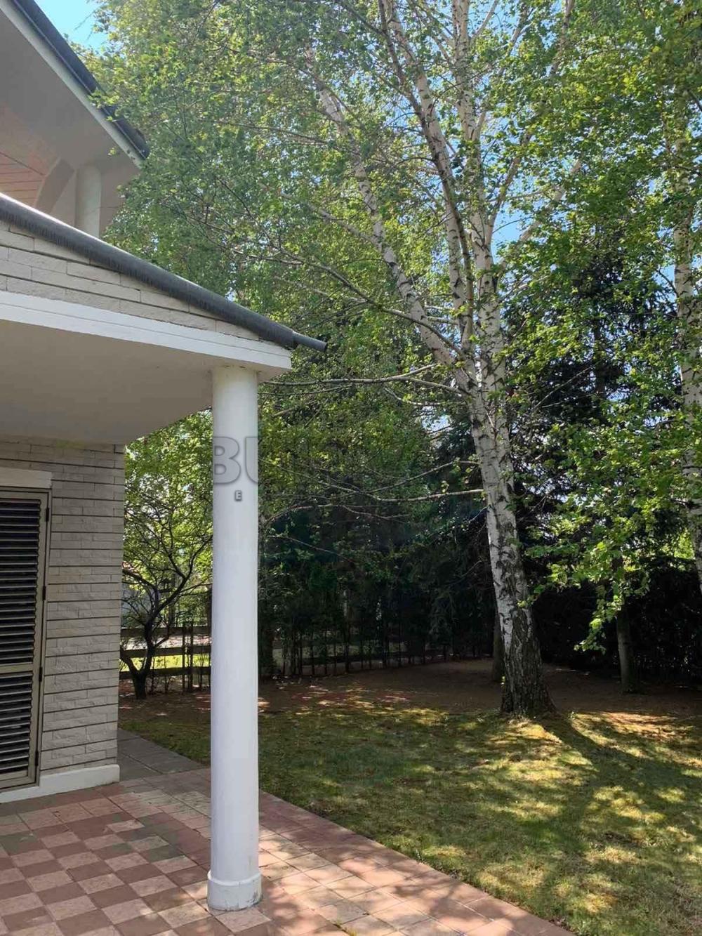 Slika 4 - Jesenjinova,  Kuća za izdavanje, 290m2, 1.250€