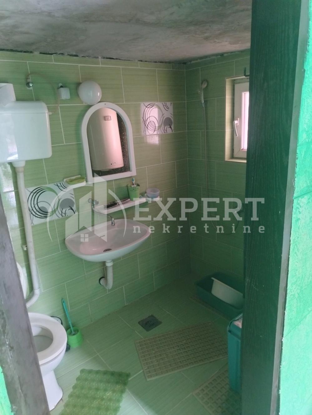 Slika 11 - Pavla Sofrića,  Kuća na prodaju, 210m2, 140.000€