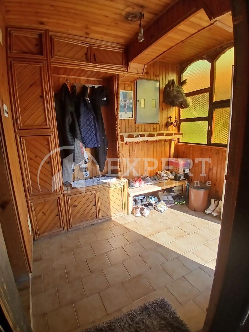 Slika 3 - Pavla Sofrića,  Kuća na prodaju, 210m2, 140.000€