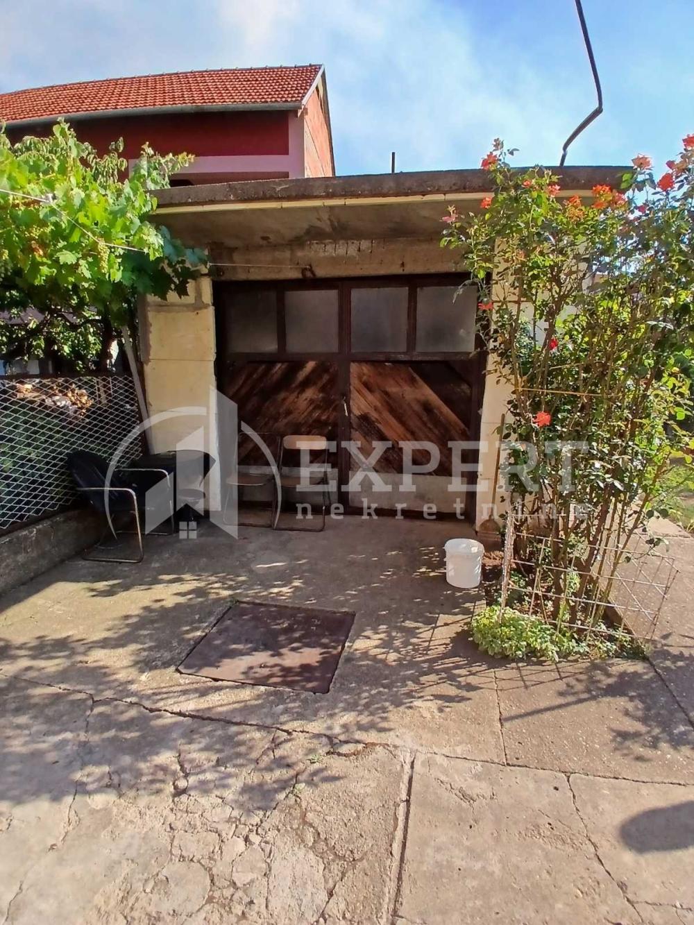 Slika 6 - Pavla Sofrića,  Kuća na prodaju, 210m2, 140.000€