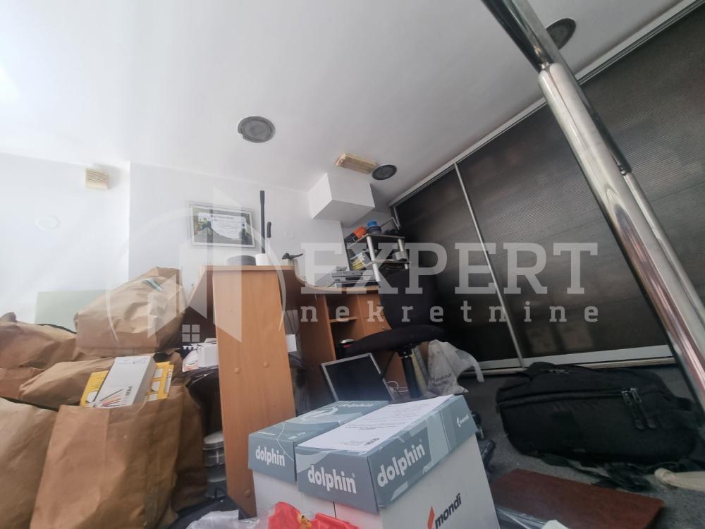 Slika 6 - Vožda Karađorđa,  Lokal za izdavanje, 15m2, 850€