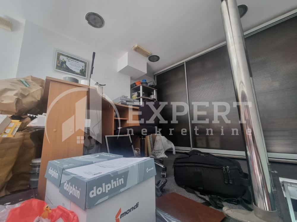 Slika 4 - Vožda Karađorđa,  Lokal za izdavanje, 15m2, 850€