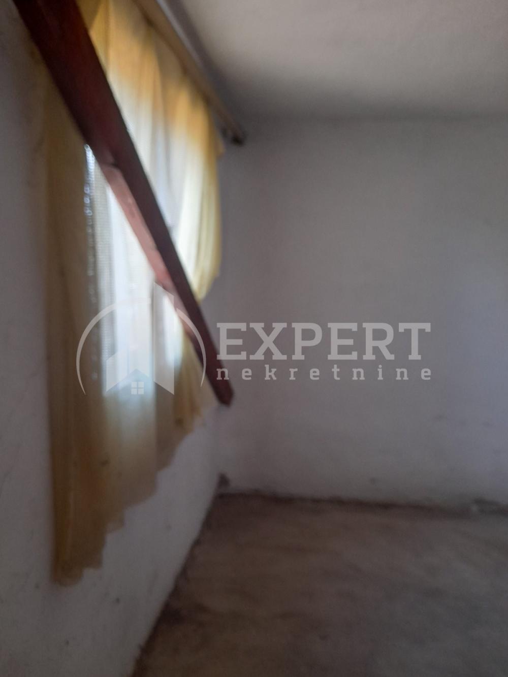 Slika 8 - Borska,  Kuća na prodaju, 116m2, 110.000€