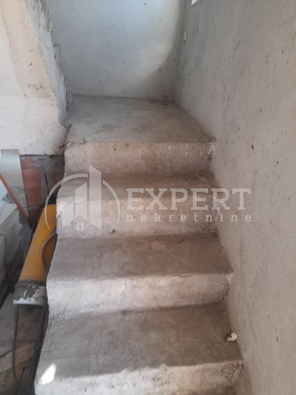 Slika 9 - Borska,  Kuća na prodaju, 116m2, 110.000€