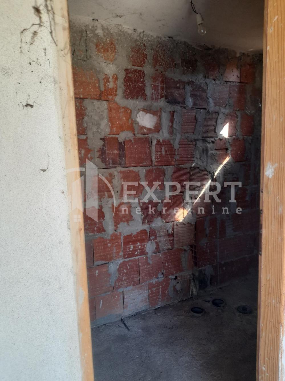 Slika 11 - Borska,  Kuća na prodaju, 116m2, 110.000€