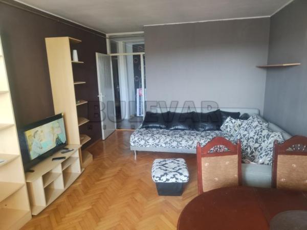 Slika 1 - Bulevar dr Zorana, Troiposoban stan za izdavanje, 66m2, 400€