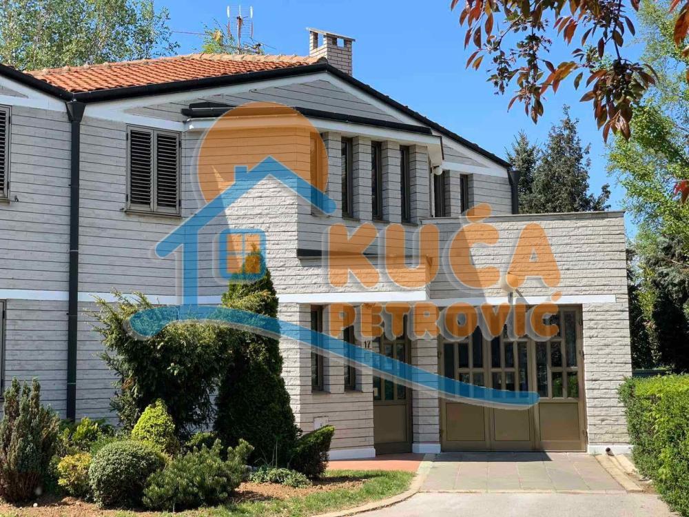 Glavna slika -Jesenjinova,  Kuća za izdavanje, 290m2, 1.250€