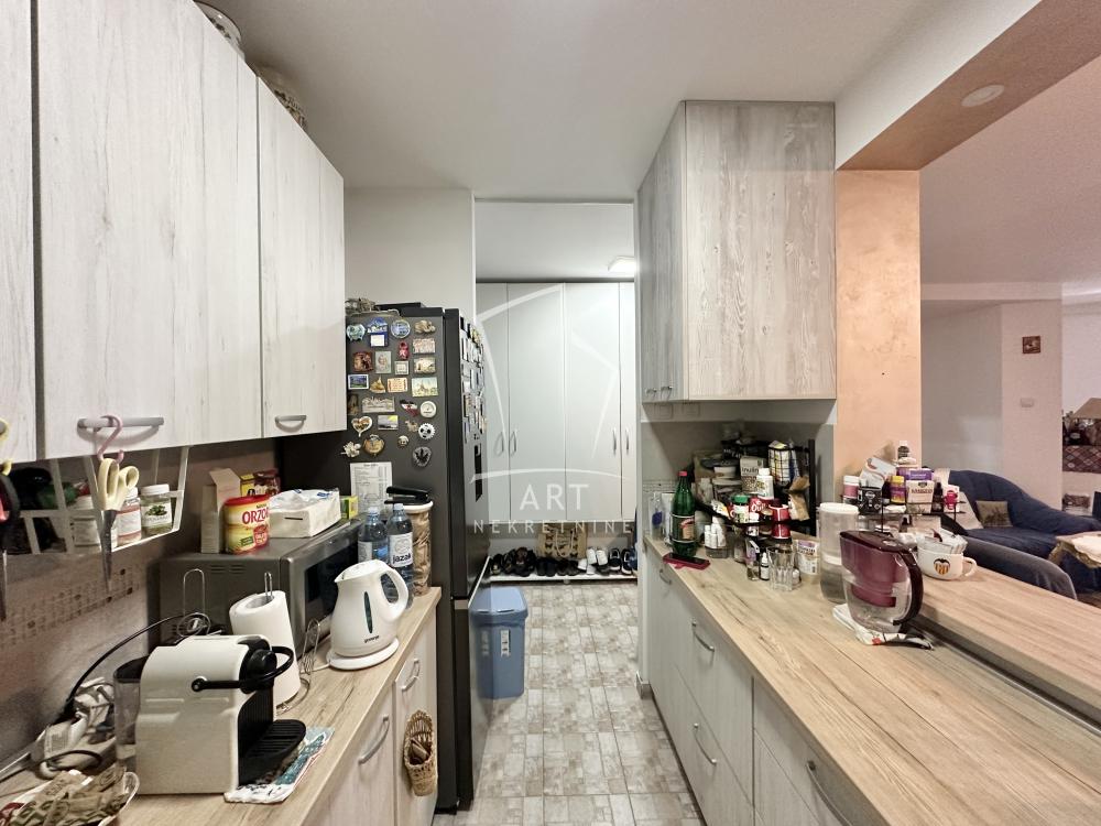 Slika 9 - Antifašističke borbe, Četvorosoban stan na prodaju, 95m2, 340.000€