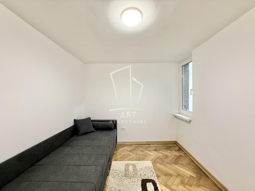 Slika 4 - Beogradska, Petosoban stan na prodaju, 88m2, 270.000€