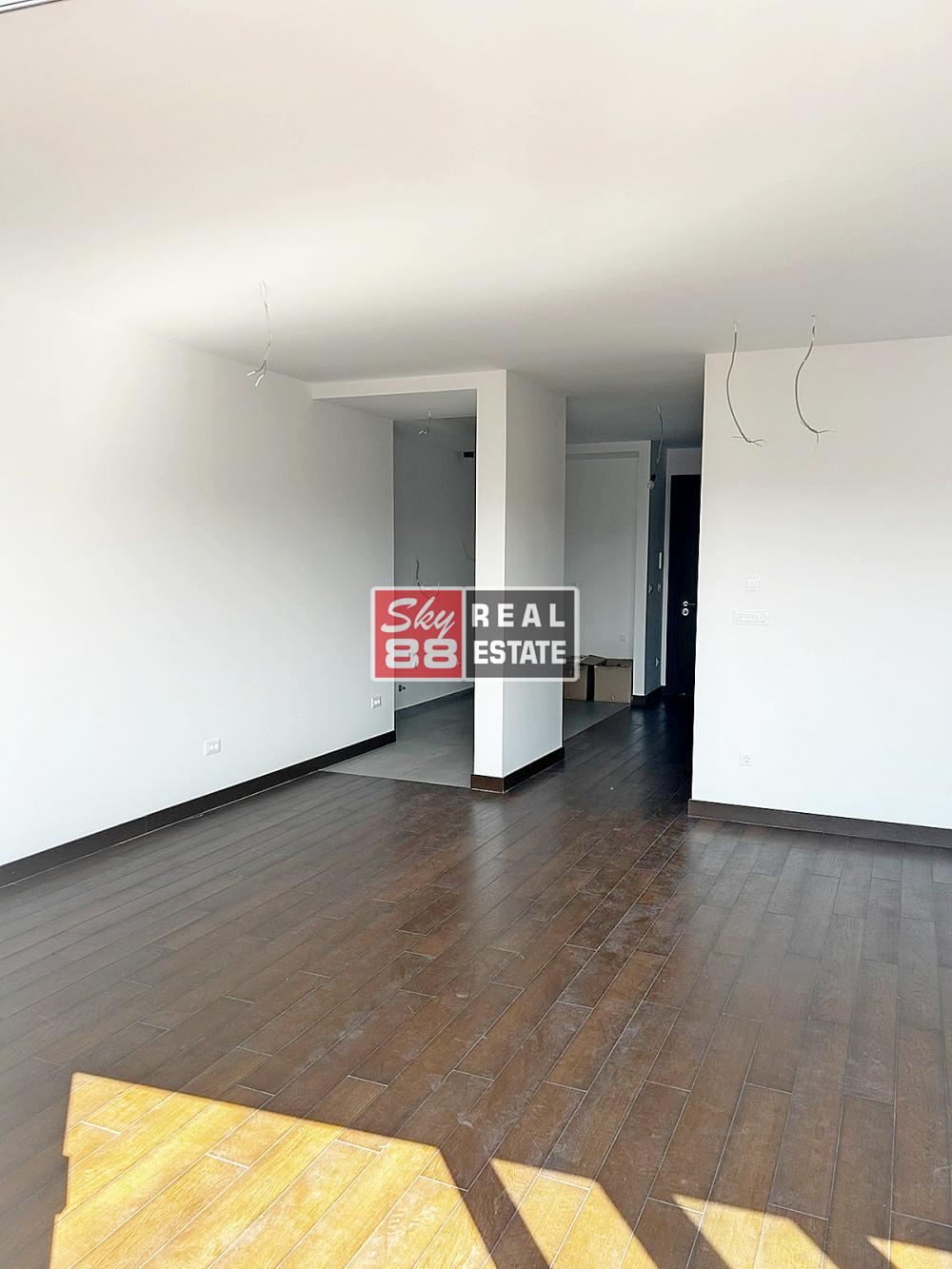 Slika 1 - Loznička, Četvorosoban stan na prodaju, 126m2, 600.000€