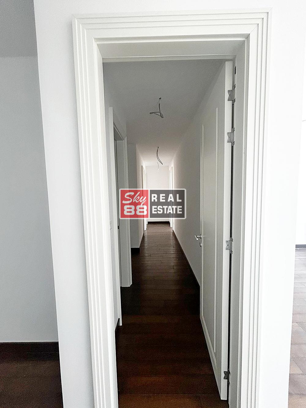 Slika 4 - Loznička, Četvorosoban stan na prodaju, 126m2, 600.000€