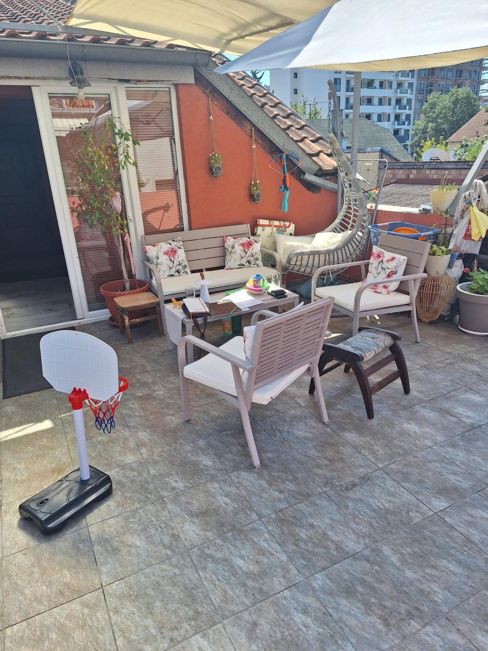 Slika 1 - Tošin bunar, Troiposoban stan na prodaju, 230m2, 520.000€