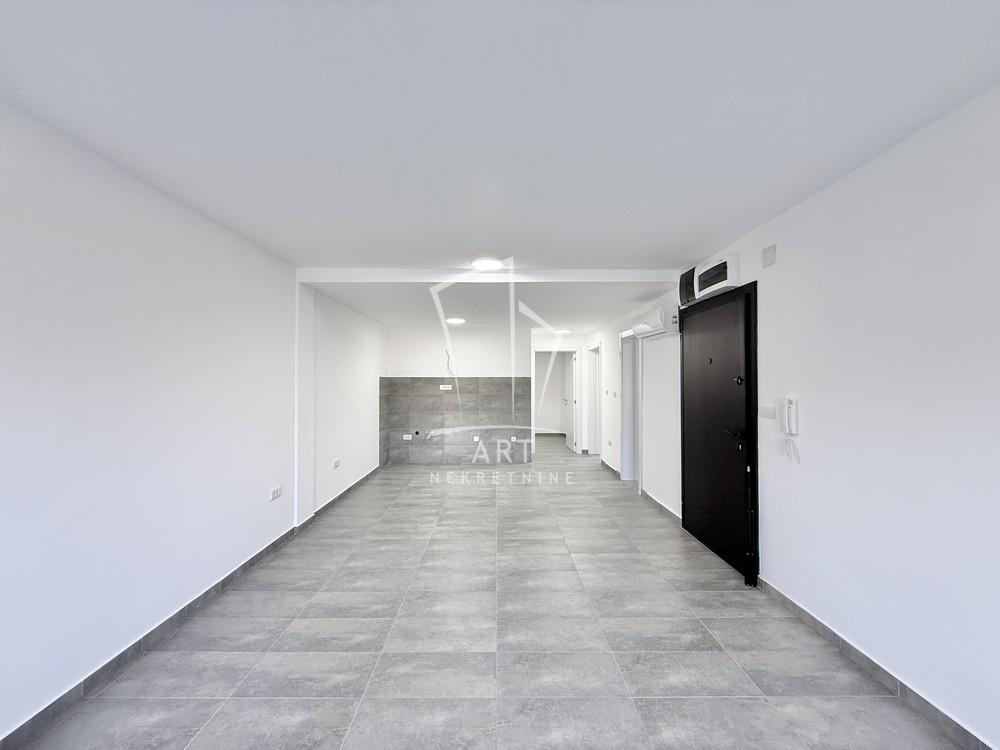 Slika 5 - Doljanska (Sremčica), Dvoiposoban stan na prodaju, 64m2, 106.000€