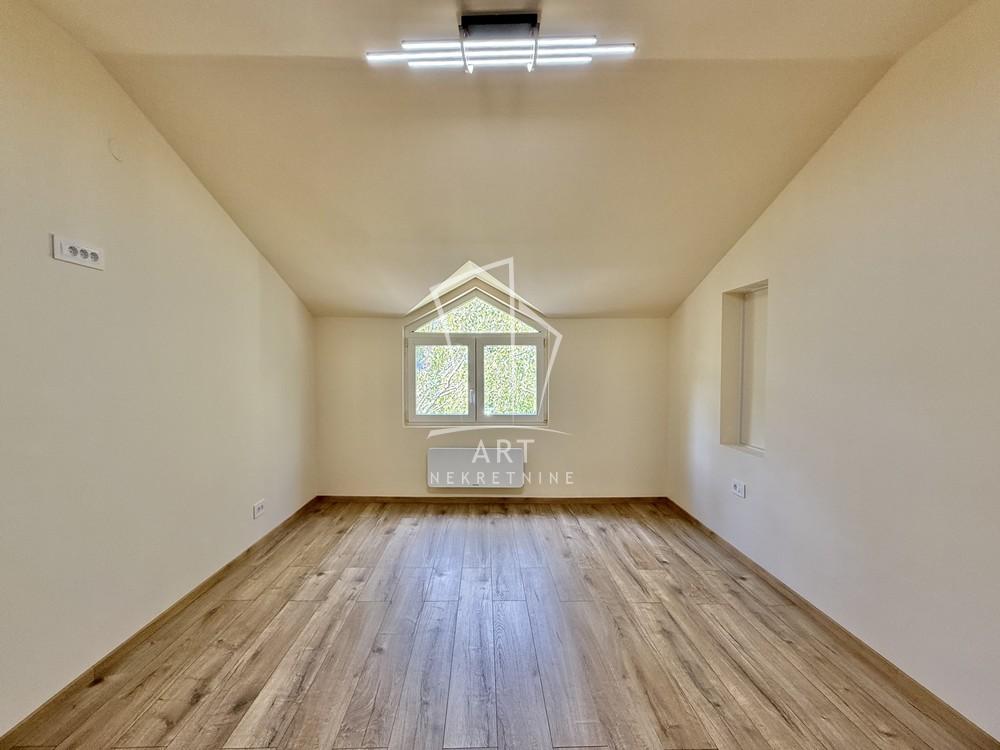 Slika 2 - Dr Nika Miljanića, Troiposoban stan na prodaju, 66m2, 135.000€