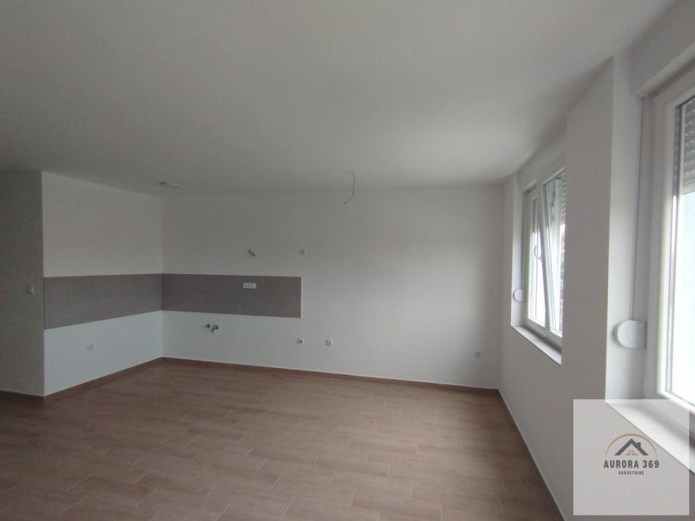 Slika 2 - Troiposoban stan na prodaju, 74m2, 129.600€