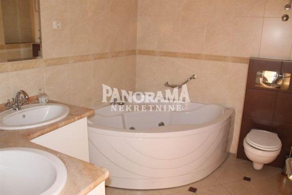 Slika 11 - Aleksandra Tirnanića Tirketa,  Kuća na prodaju, 215m2, 750.000€