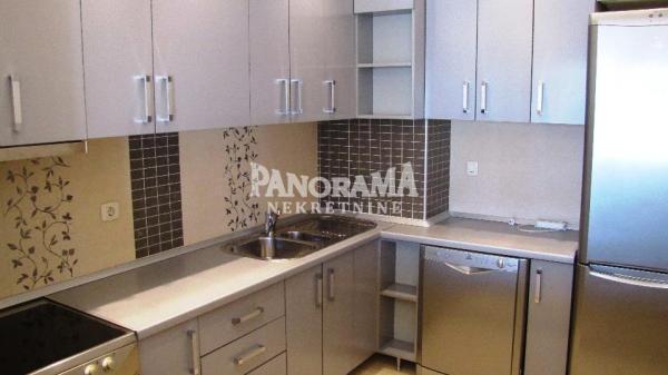 Slika 4 - Aleksandra Tirnanića Tirketa,  Kuća na prodaju, 215m2, 750.000€