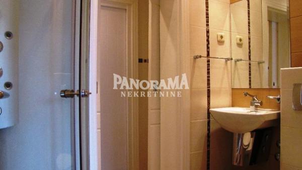 Slika 5 - Aleksandra Tirnanića Tirketa,  Kuća na prodaju, 215m2, 750.000€