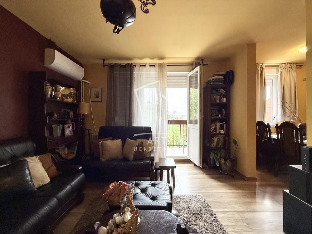 Slika 2 - Ljubomira Ivkovića Šuce, Četvoroiposoban stan na prodaju, 92m2, 235.000€