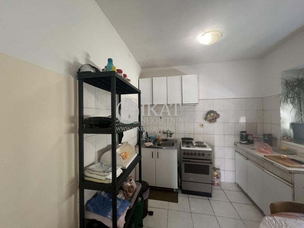 Slika 3 -  Kuća na prodaju, 274m2, 475.000€