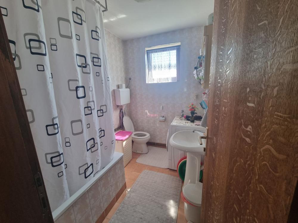 Slika 9 -  Kuća na prodaju, 316m2, 288.400€