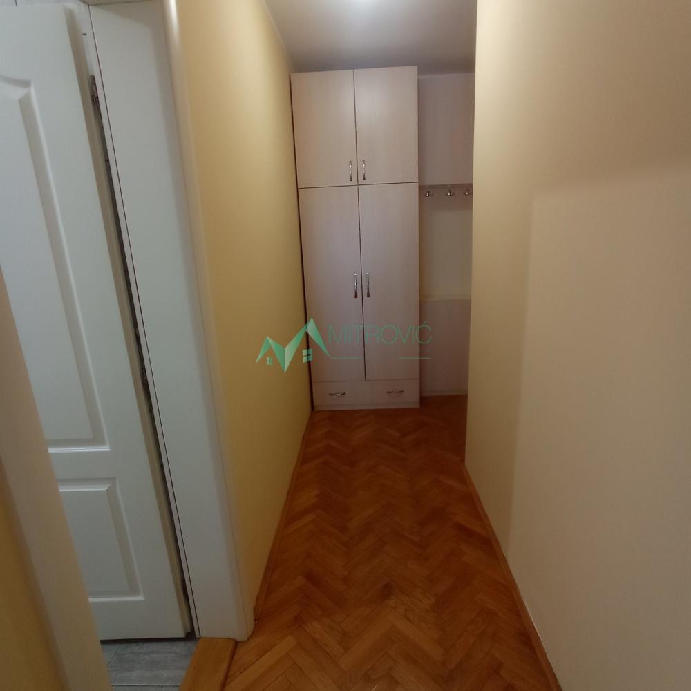 Slika 3 -  Stan za izdavanje, 30m2, 300€