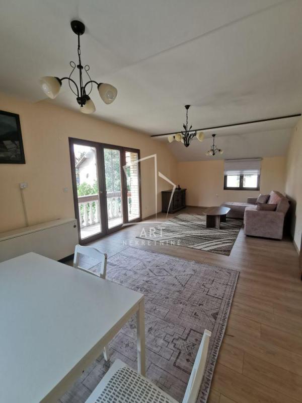 Glavna slika -Admirala Vukovića, Jednoiposoban stan za izdavanje, 75m2, 750€