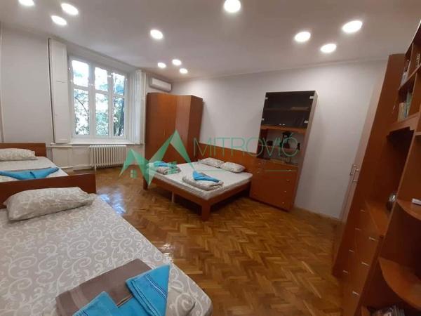 Slika 5 - Dvoiposoban stan za izdavanje, 97m2, 1.000€