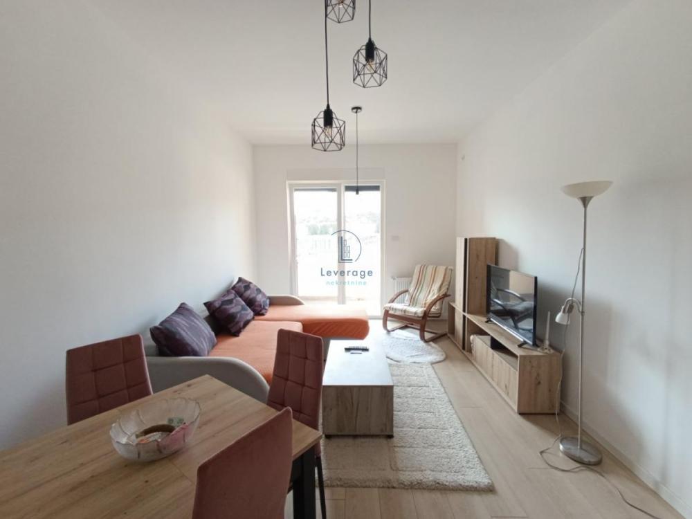 Glavna slika -Jednoiposoban stan na prodaju, 43m2, 67.000€