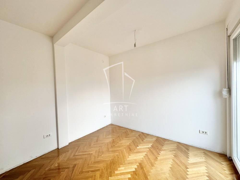 Slika 7 - Strumička, Trosoban stan na prodaju, 75m2, 249.000€