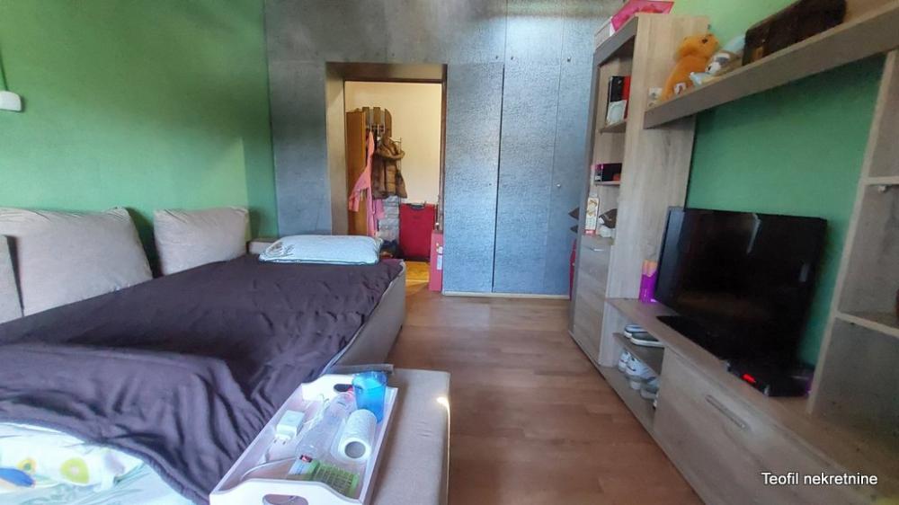 Slika 9 - Bulevar vojvode Mišića, Šestosoban stan na prodaju, 110m2, 220.000€