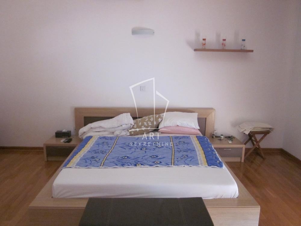 Slika 3 - Čolak Antina, Kuća za izdavanje, 487m2, 5.000€