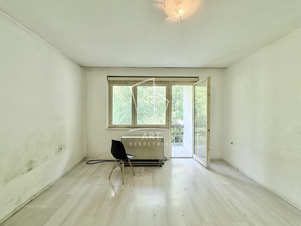 Slika 1 - Prištinska, Trosoban stan na prodaju, 76m2, 150.000€