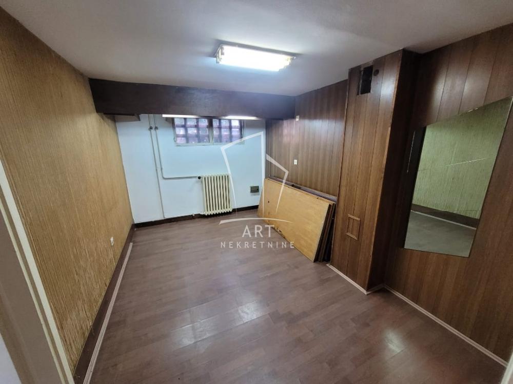 Slika 3 - Vranjska,  Lokal za izdavanje, 75m2, 450€