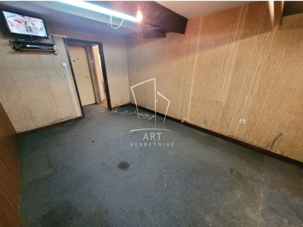 Glavna slika -Vranjska,  Lokal za izdavanje, 75m2, 450€