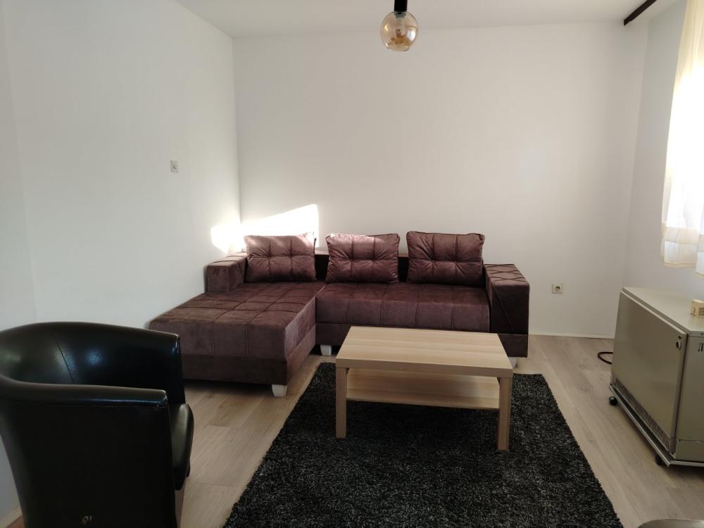 Slika 2 - Karadjordjeva 40, Trosoban stan za izdavanje, 80m2, 400€