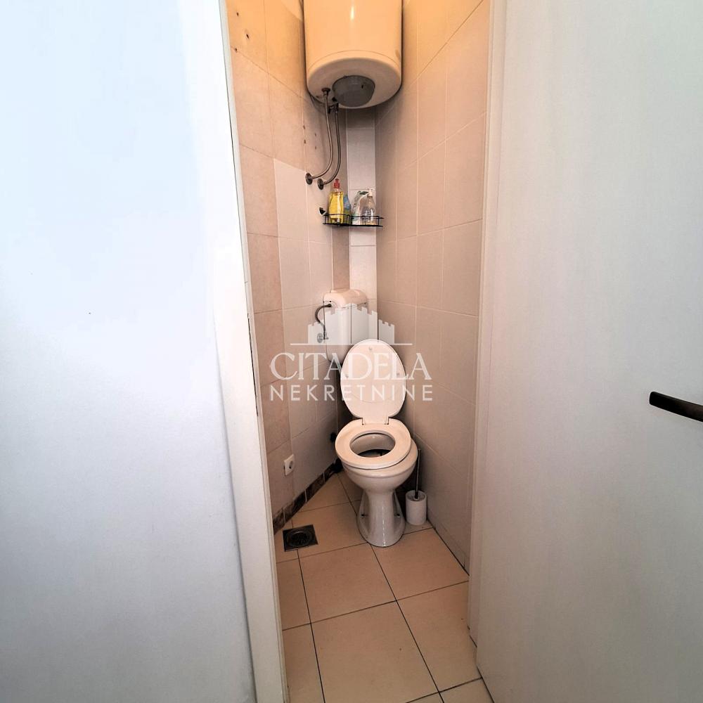 Slika 5 - Kneževačka,  Lokal za izdavanje, 16m2, 200€