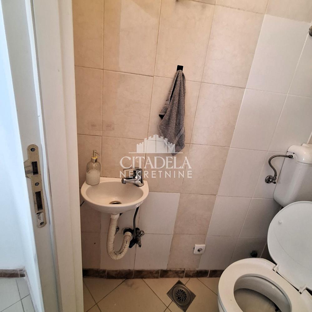 Slika 6 - Kneževačka,  Lokal za izdavanje, 16m2, 200€