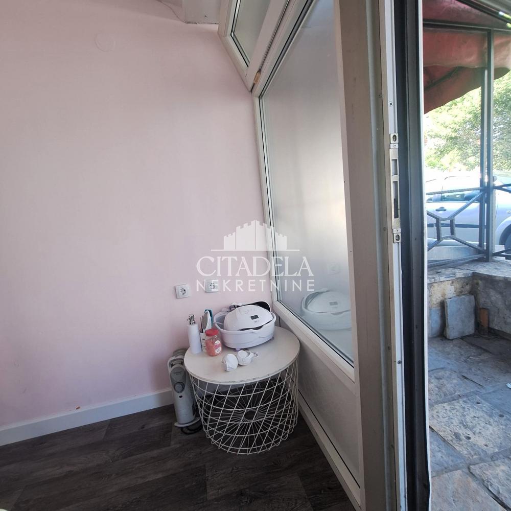 Slika 4 - Kneževačka,  Lokal za izdavanje, 16m2, 200€