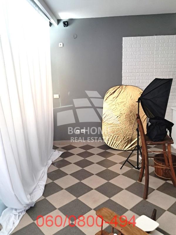 Slika 3 - Paje Jovanovića,  Lokal za izdavanje, 50m2, 500€