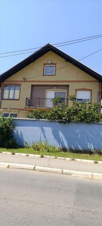 Glavna slika -Busije,  Kuća na prodaju, 180m2, 175.000€