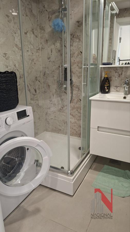 Slika 4 - BULEVAR CARA LAZARA, Dvoiposoban stan na prodaju, 61m2, 139.500€