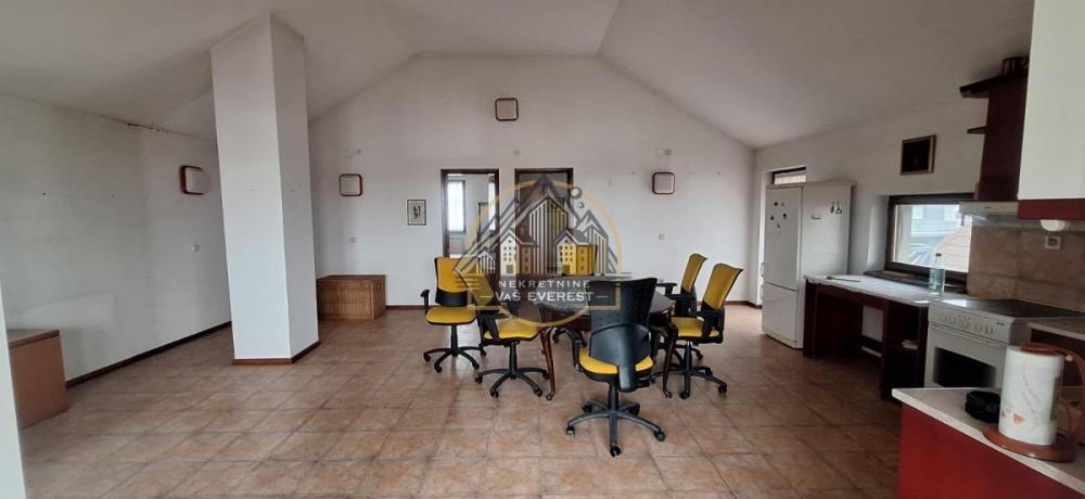 Slika 10 -  Kuća na prodaju, 200m2, 200.000€